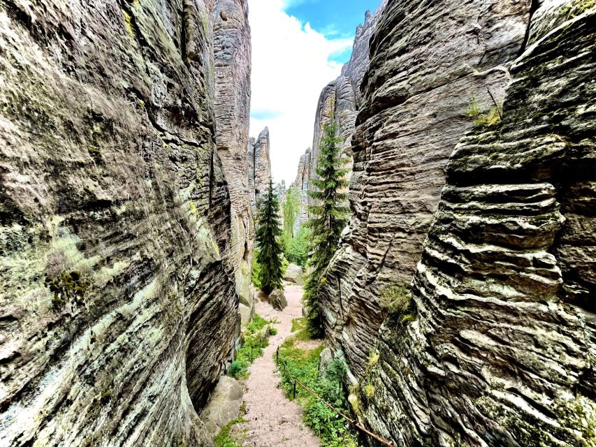 From Prague: Hike, Castle and Brewery in Bohemian Paradise - The long, useful transfer: leaving Prague without wasting your whole day