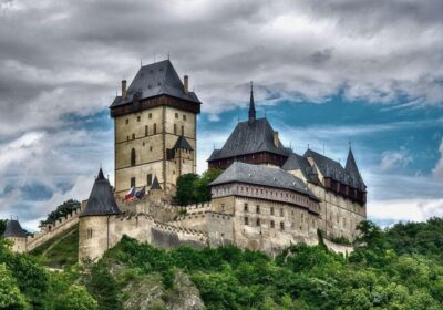 Karlštejn Castle & Koněprusy Caves Tour