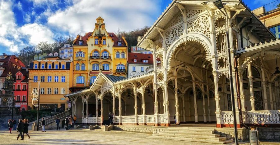 From Prague: Private Karlovy Vary & Crystal Factory Tour - Key highlights to know before you go