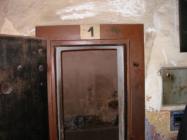 From Prague: Terezin Concentration Camp Private Tour - WWII timeline in context: from fortress garrison to Jewish ghetto-transit camp