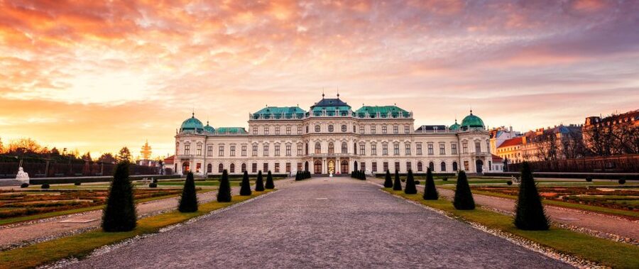 Full-Day Private Trip From Prague to Vienna - Vienna by Foot: The 3-Hour Private Walking Tour