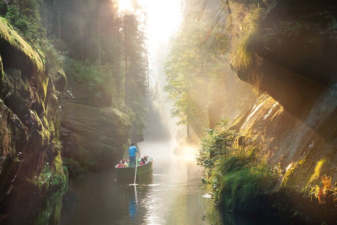 Full-Day Semi Private Hike in Czechia and Saxon Switzerland - The photo advantage: how Julius Pufler fits into your day