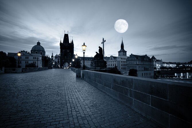 Ghosts and Legends walking tour in Prague - Stare Mesto After Dark: Executions, Curses, and Characters You Might Hear About