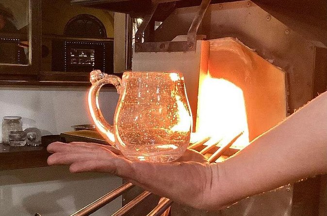 Glass blowing in Prague - Who This Prague Glass Blowing Session Fits Best