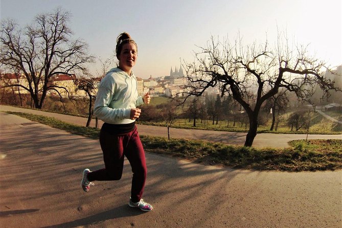 Guided Sightseeing Running Tour in Prague (9-12K) - Charles Bridge: iconic views, but run it with focus