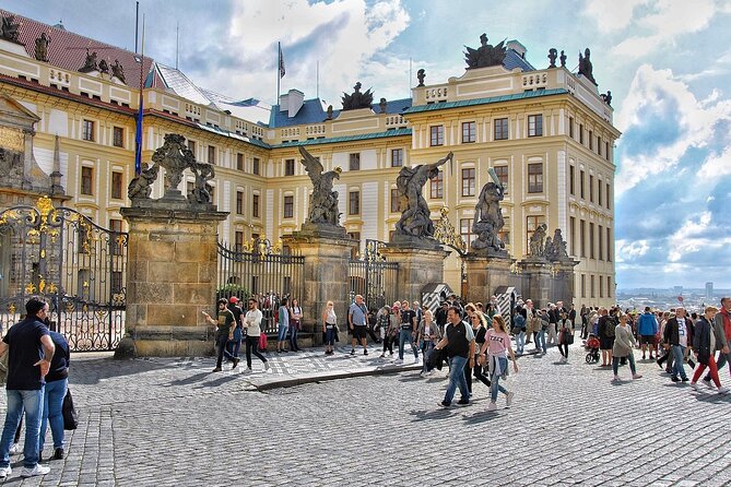 Guided Walking Tour in Prague - A 2.5-hour Prague walk that actually helps you orient
