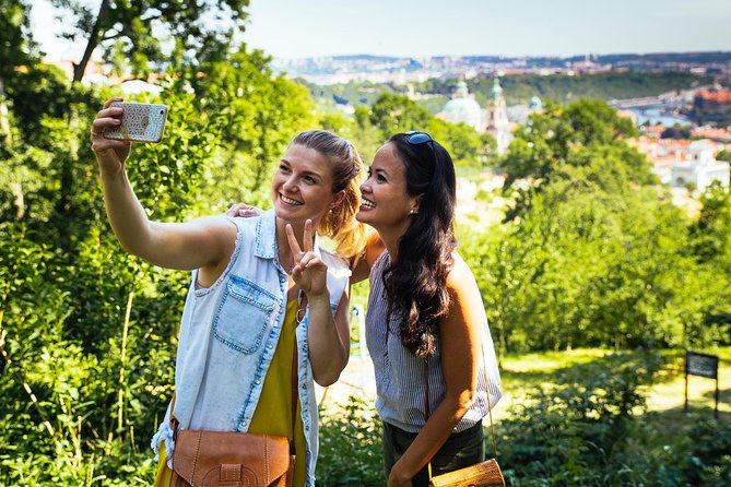 Highlights & Hidden Gems With Locals: Best of Prague Private Walking Tour - Why this Prague private walk beats doing it alone