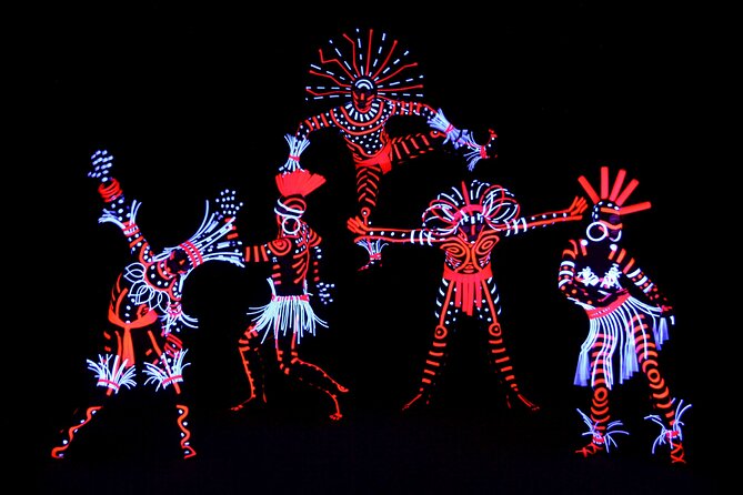 IMAGE black light theatre Prague - Who should book this Prague black light theatre show?