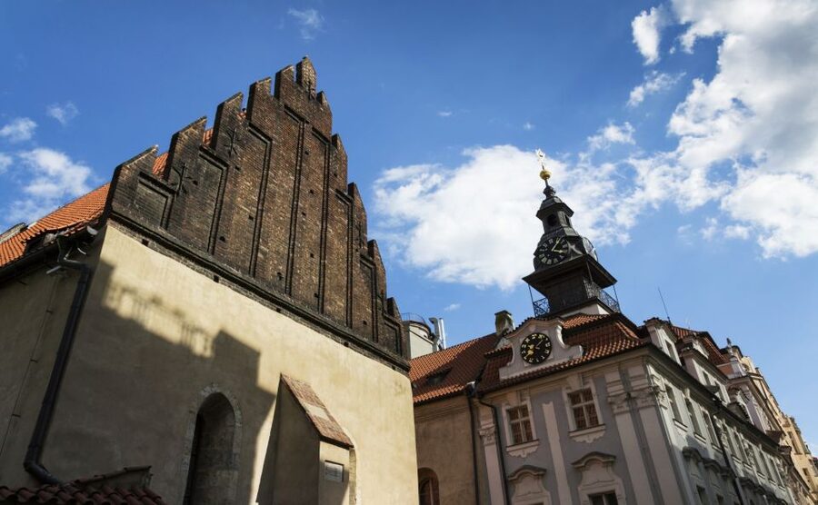 Kafka in Prague's Jewish Quarter and Old Town Private Tour - The 2-hour route: Rotating Head, university law studies, and Kafka’s former home
