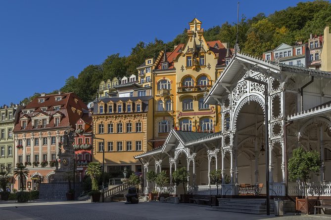 Karlovy Vary Full Day Tour from Prague - Starting in Prague: a clear meeting point beats confusion