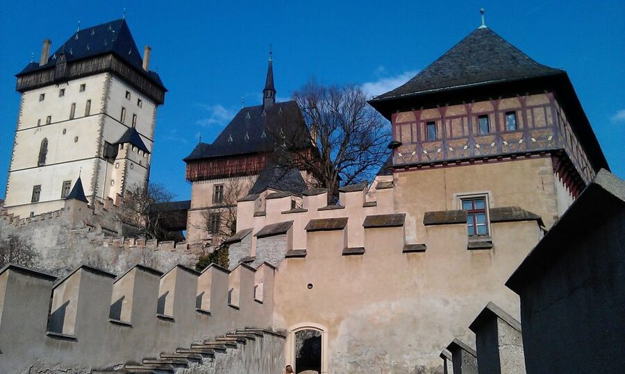 Karlstejn Castle & Crystal Manufactory - Private Tour - Key Things You’ll Notice on This Private Day