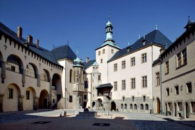 Kutná Hora & Bone Church (with admissions)
