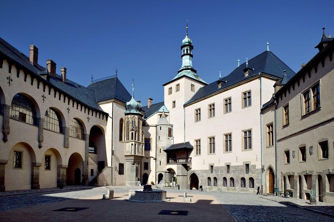 Kutná Hora & Bone Church (with admissions) - Pickup, meeting point, and the timing confusion trap