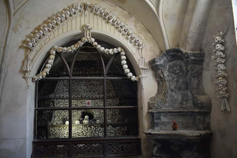 Kutná Hora from Prague – The Bone Church & St. Barbara’s - Kutná Hora old town: from medieval silver wealth to real street-level charm