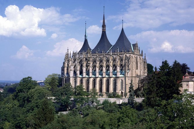Kutna Hora Half-Day, Incl. the Bone Church & St.Barbara Cathedral - Meeting point, timing, and how not to lose the day