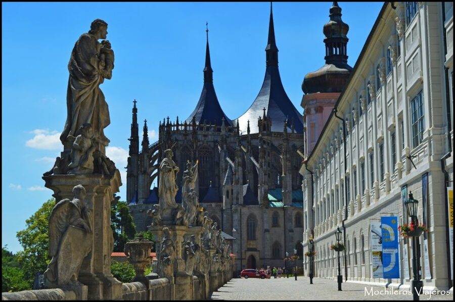 Kutná Hora Private Tour: Day Trip from Prague - First stop: the Ossuary Bone Church