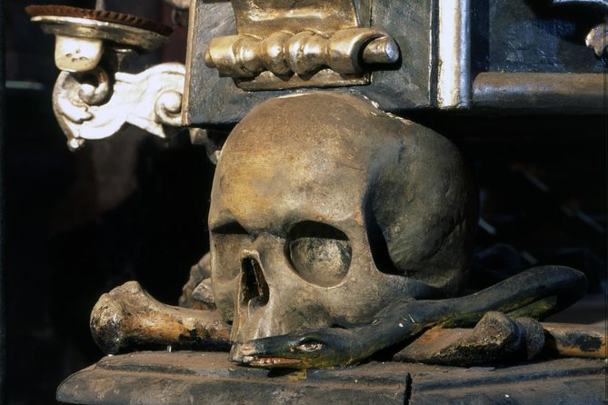 Kutna Hora & St. Barbara Cathedral & Ossuary - Stop 4: Vlassky dvur walk-around (ticket not included)
