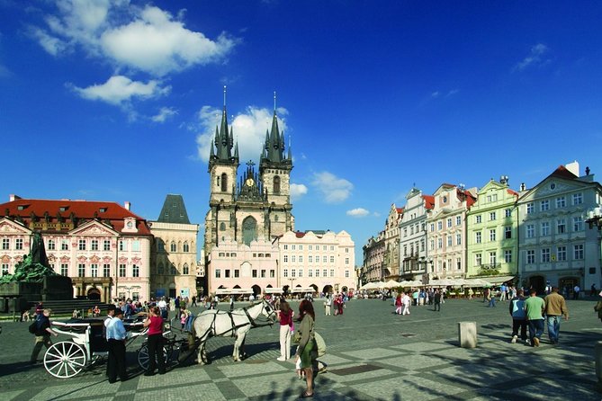 Live Virtual Tour of Prague - Key Points at a Glance