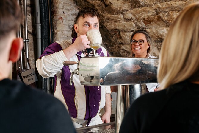 Lokál Pints: The Tricks To Handling Beer like a Czech - Learning the Pouring Tricks Behind the Foam