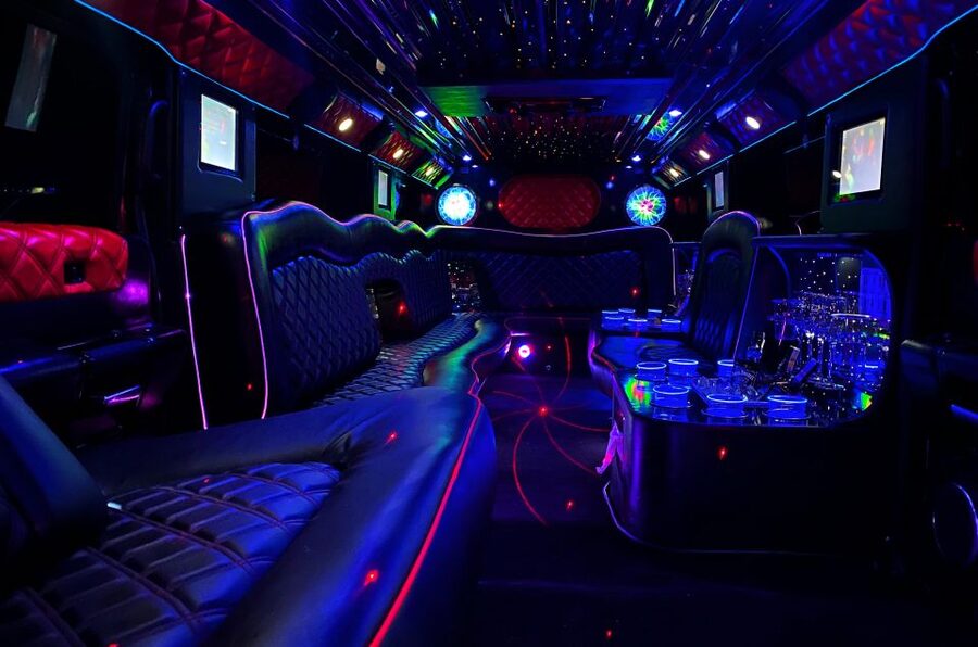 Long Hummer or Cadillac Limousine Party Ride - Pickup, the quick 5-minute walk, and how the ride starts smoothly