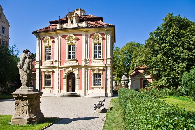 Mozart’s Trail in Prague with skip-the-line Museum of Music - How the pacing works, with those short landmark stops