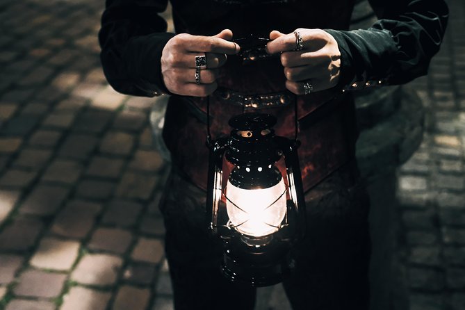 Mystery Tour at Charles Bridge and Prague Castle: Alchemy & Magic - Key highlights before you lace up