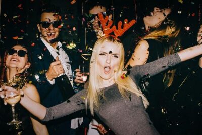 New Year’s Eve Pub Crawl in Prague, end at KarLovy Lazne