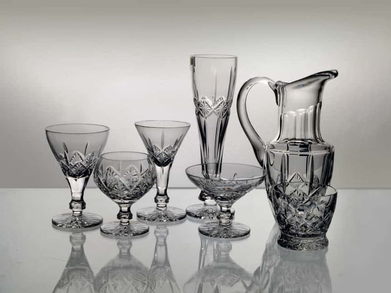 Nizbor Glass Factory Tour - Prague to Nizbor: the river drive that sets the tone