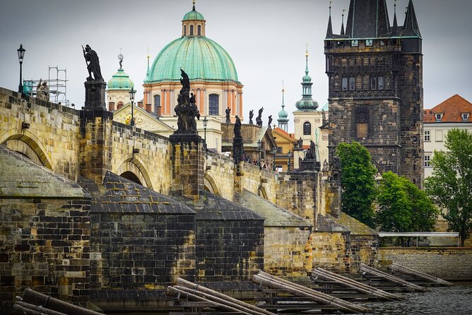 One Day See-it-All Prague Tour & River Boat Cruise with PragueWay - Josefov and the Old-New Synagogue: stories that go beyond monuments