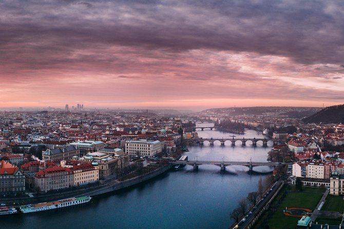 One-way Private Transfer From/To Prague Airport - How This One-Way Prague Airport Transfer Works