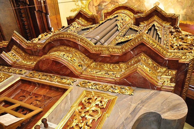 Organ Concert in St Francis Church Admission Ticket - The Venue Experience, From Baroque Atmosphere to Real Acoustics