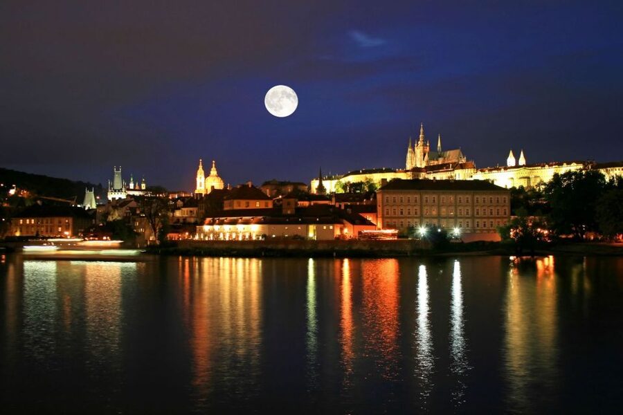 Panoramic Views of Prague Evening Walking Tour - Prague After Dark: Why the Views Feel Worth It