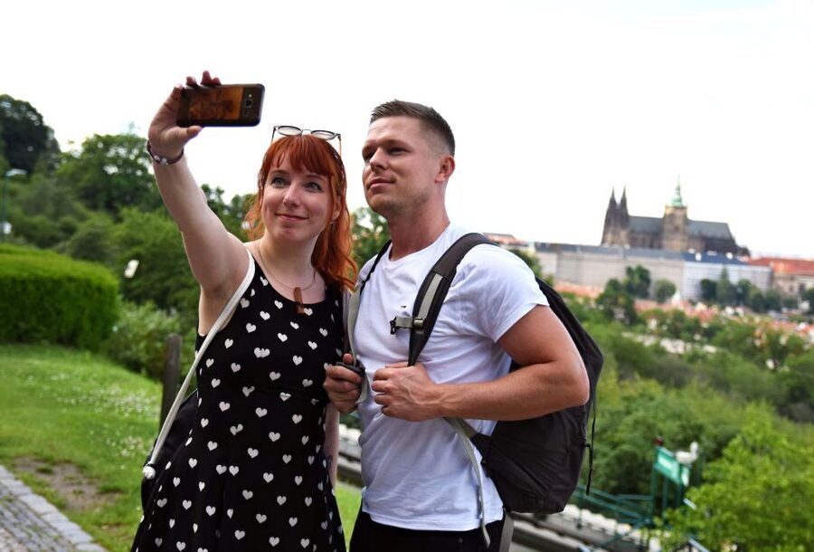 Panoramic Views of Prague Evening Walking Tour - The 2-Hour Plan, From Transfer Ticket to Night Walking Rhythm