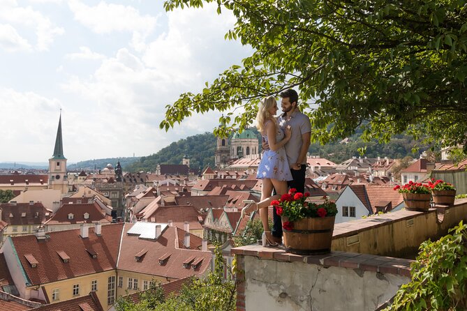 Photo Shoot for couple in Prague - Key highlights to know before you go