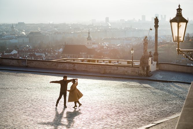 Photo Walking Tour in Prague - How Raifa Slota Guides You Into Better Poses