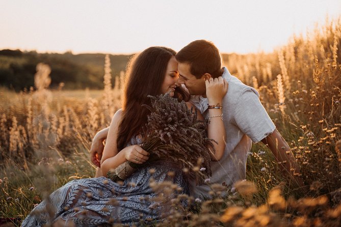 Photographer in Prague - Couple, engagement & portrait photoshoot - Why a private Prague couples photo session beats DIY snapshots