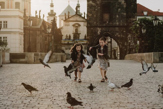 Photographer in Prague, private photoshoot - Meeting at Old Town Square, Then Living on a Photo-Friendly Pace