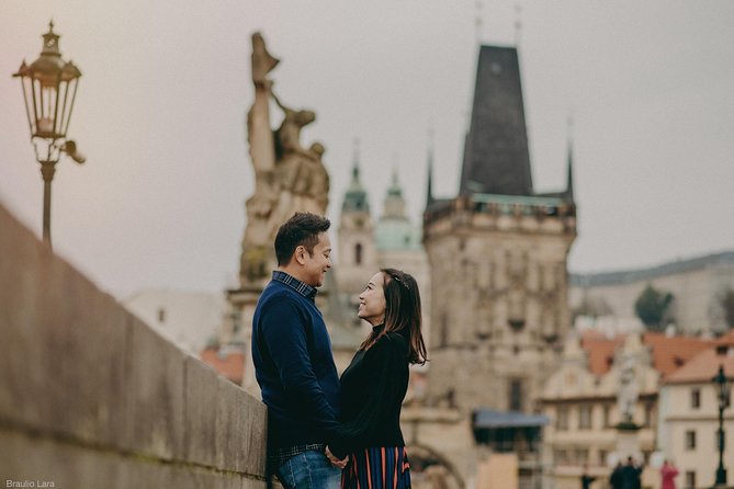 photoshoot in prague - Where You Meet at Charles IV Statue, and How to Think About Timing