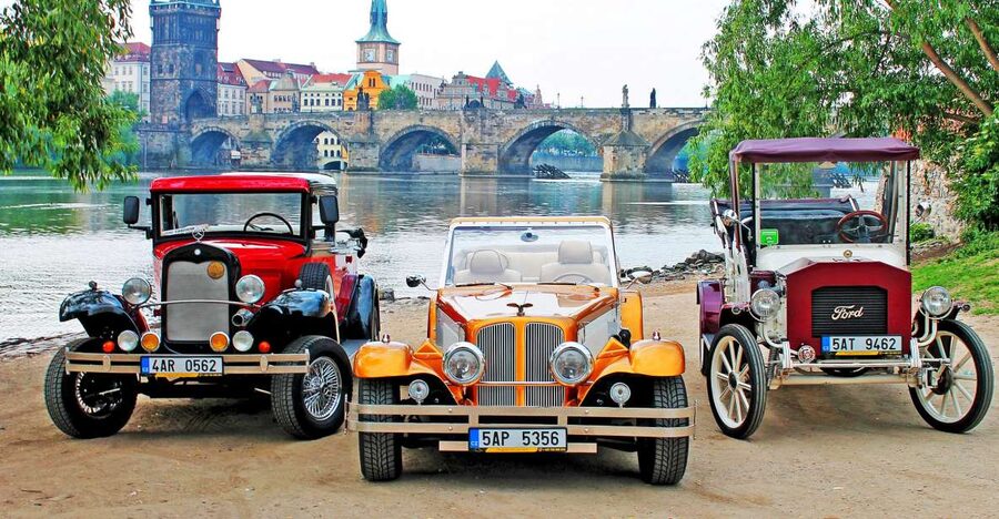 Prague: 1.5–Hour Vintage Car Tour - Comfort that keeps the tour fun, not just tolerable