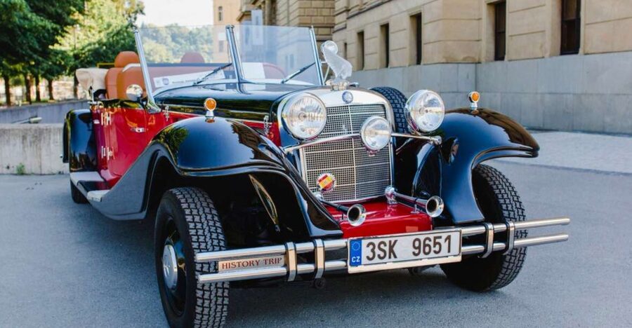 Prague: 1-Hour Private Tour in Vintage Car - Key things to know before you ride