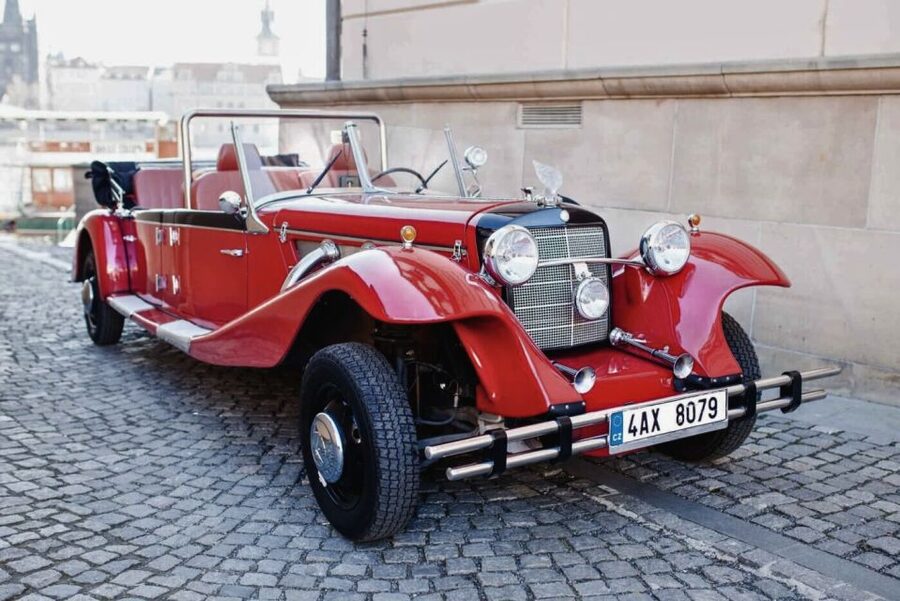Prague: 1-Hour Private Tour in Vintage Car - Old Town Square, the Astronomical Clock, and the pipe-organ skyline