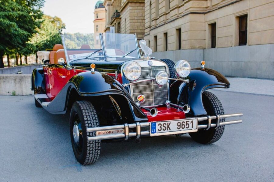 Prague: 1-Hour Private Tour in Vintage Car - Kinsky Palace, Lennon Wall, and the city’s modern edge