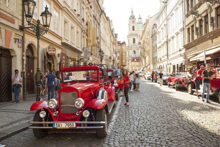 Prague: 1-Hour Vintage Car Tour - Should You Book This Prague 1-Hour Vintage Car Tour?
