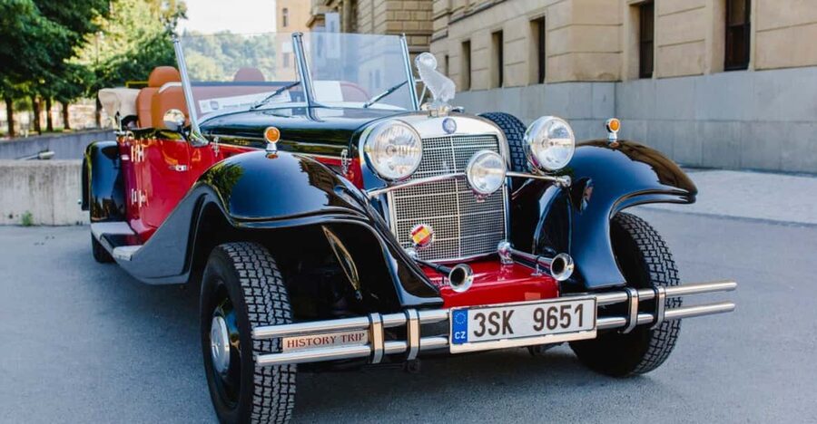 Prague: 120min Private Tour in Vintage Car, up to 6people! - The 120-minute route logic, Old Town to Castle by highlights