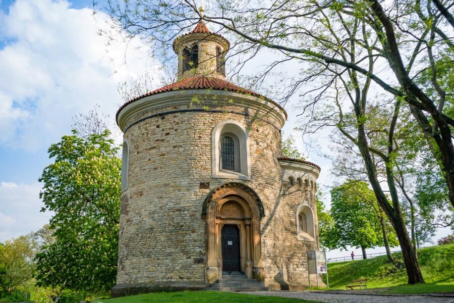 Prague: 2.5-Hour Vyšehrad Castle with Gorlice & Tickets - Gorlice Casemates Underground: Where Charles Bridge Statues Live