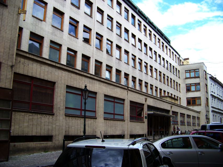 Prague: 2-Hour Back to Communism Walking Tour - Before you go: meeting points, what to bring, and what not to carry