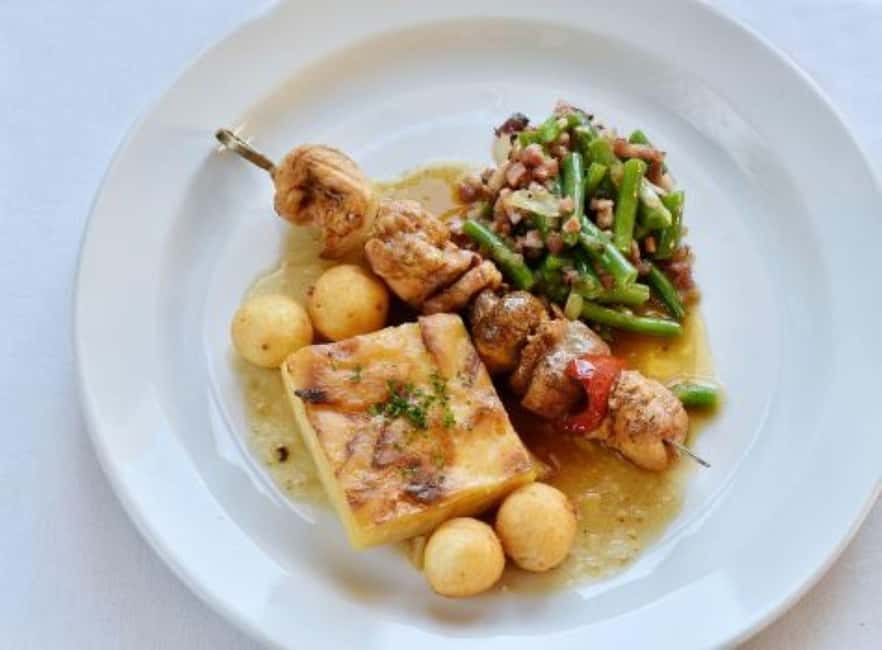 Prague: 3 Course dinner with Drinks, Folk Show & Transfers - Price and Value: Is $129 Worth It for a 4-Hour Dinner Show?