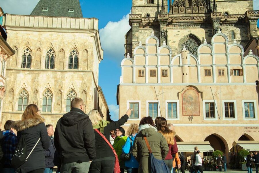 Prague: 3-Hour Old Town and Prague Castle Tour in German - Key highlights to know before you go