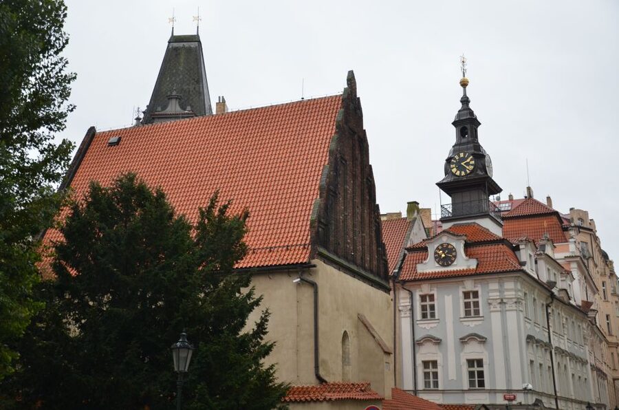 Prague: 3-Hour Private Jewish Quarter Tour - Old-New Synagogue: Seeing One Place Through Many Layers