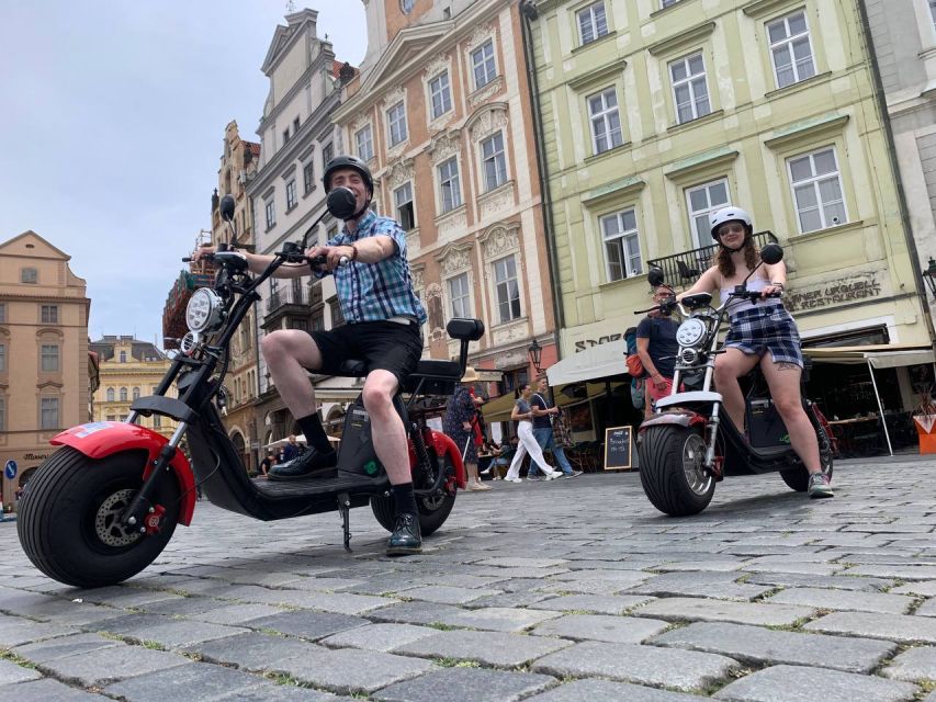 Prague 3 Hours Grand Fat-tire E-scooter Tour - The guide and the photo factor that matters